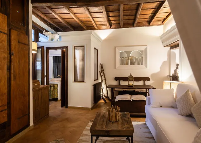 Navona Luxury Terrace Apartment - 12 Guests